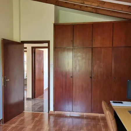 Impeccable 3-bed In - Paphos Villa *